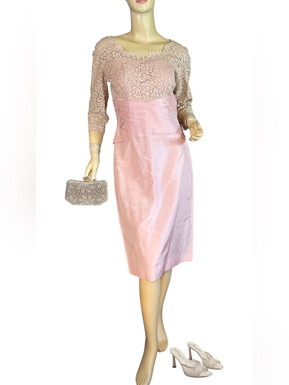 VINTAGE 1950'S MAUVE LACE COCKTAIL DRESS (S)